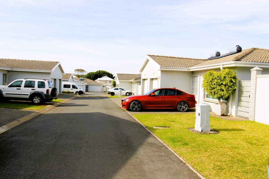 Bedroom Property for Sale in Gonubie North Eastern Cape